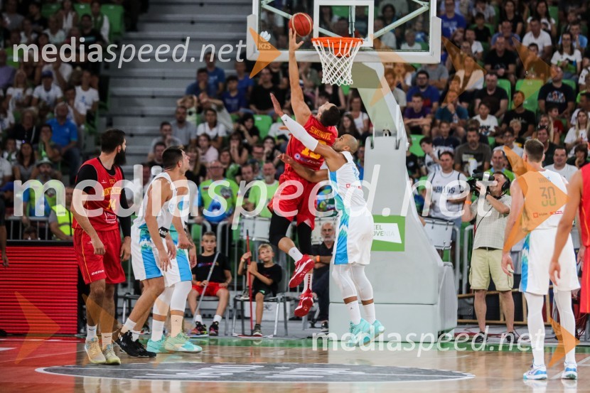  ... ;  Jordan Morgan, košarkarDončić navdušil Stožice, Slovenija premagala Črno goro