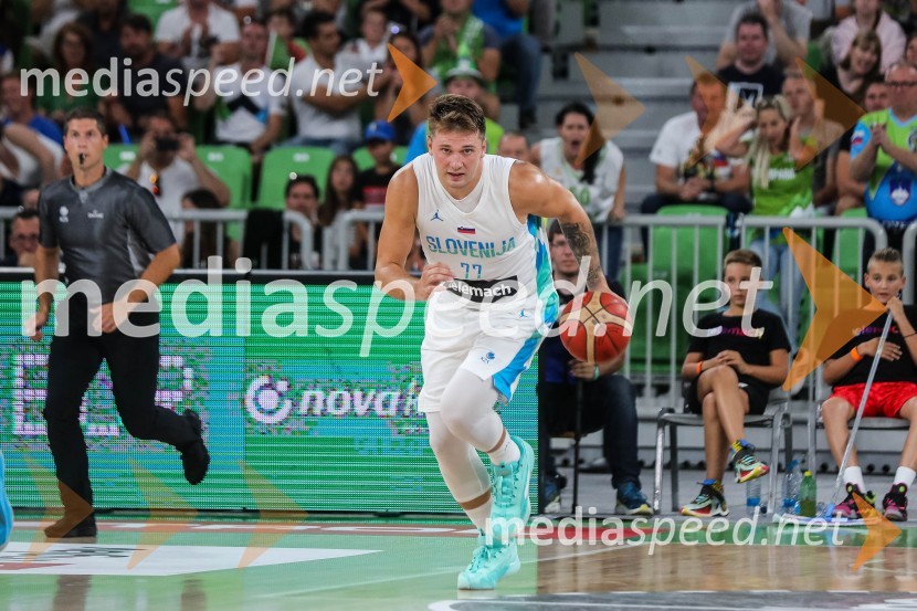  Luka  Dončić, košarkarDončić navdušil Stožice, Slovenija premagala Črno goro