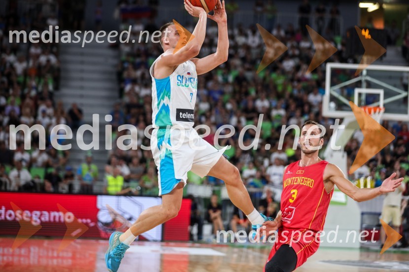  Klemen Prepelič, košarkar;  Vladimir Mihailović, košarkarDončić navdušil Stožice, Slovenija premagala Črno goro