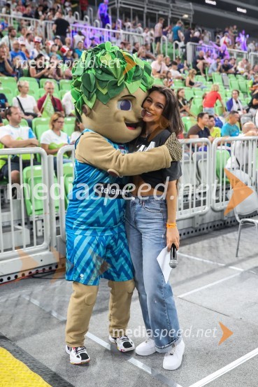  Vesna Ponorac, igralka, moderatorkaDončić navdušil Stožice, Slovenija premagala Črno goro