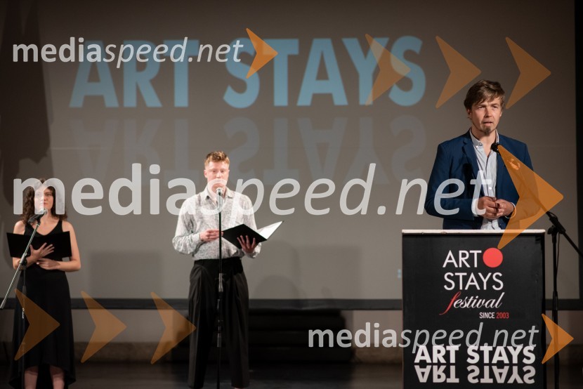  Kaja Čelan, novinarka;  Tomi Petek;  Jernej Forbici, slikarArt Stays 2023