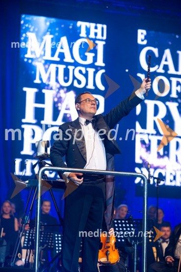  Sergej Černijak, dirigentNa Ljubljana Festivalu čarobna glasba iz Harryja Potterja