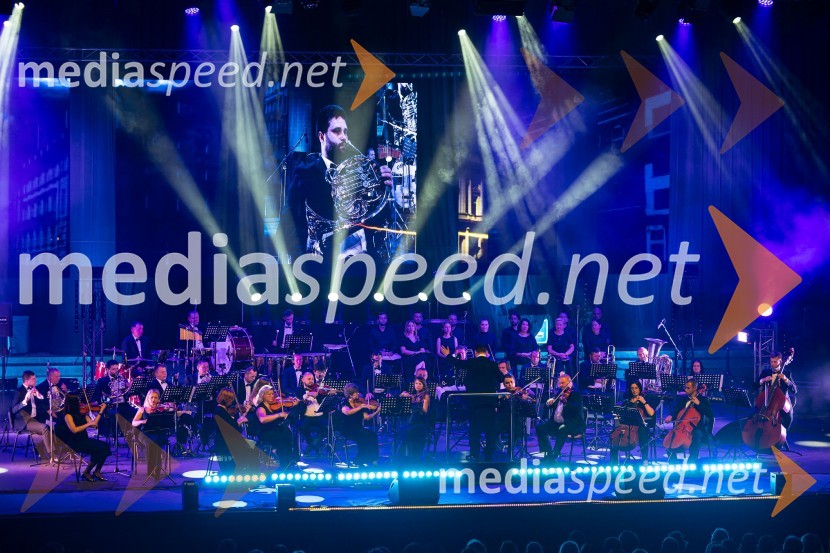  Sergej Černijak, dirigentNa Ljubljana Festivalu čarobna glasba iz Harryja Potterja