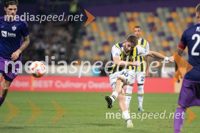  Ismail Yuksek, nogometaš, Fenerbahče SKNogometaši Maribora izgubili tekmo proti Fenerbahčeju