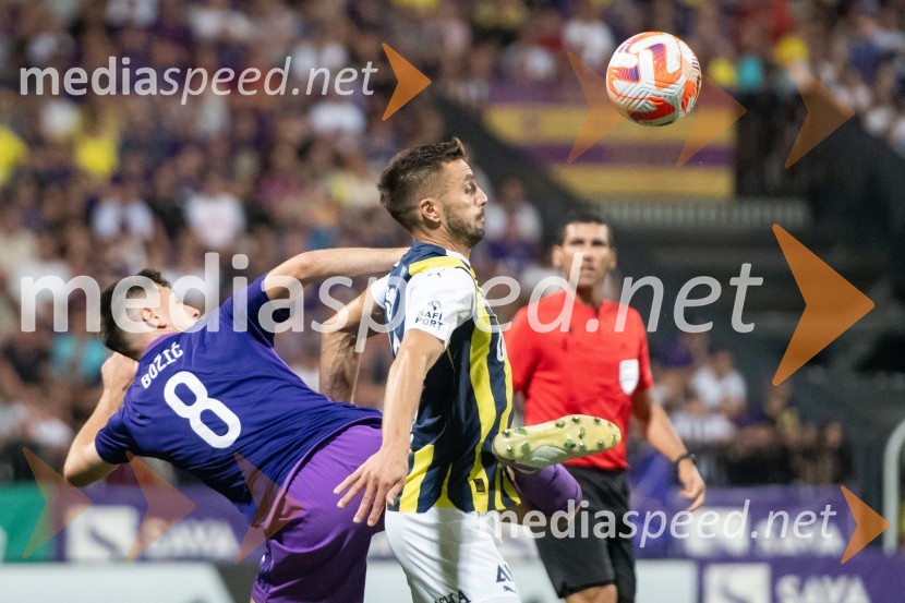  Marko Božić, nogometaš NK Maribor;  ... Nogometaši Maribora izgubili tekmo proti Fenerbahčeju