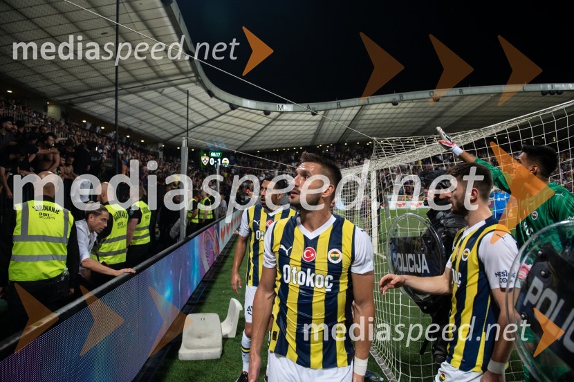  Dušan Tadić, nogometaš, Fenerbahče SKNogometaši Maribora izgubili tekmo proti Fenerbahčeju