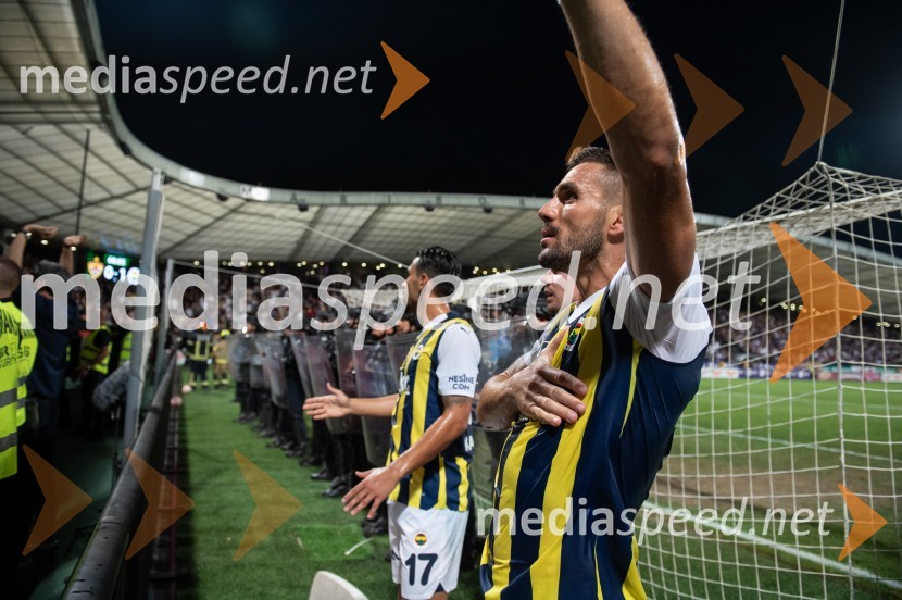  Dušan Tadić, nogometaš, Fenerbahče SKNogometaši Maribora izgubili tekmo proti Fenerbahčeju