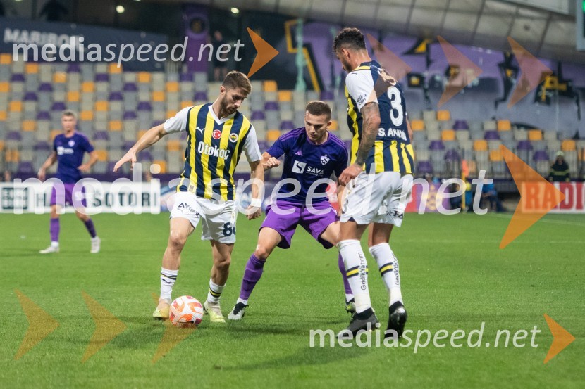  Ismail Yuksek, nogometaš, Fenerbahče SK;  Ivan Brnić, nogometaš, NK Maribor;  Samet Akaydin, nogometaš, Fenerbahče SKNogometaši Maribora izgubili tekmo proti Fenerbahčeju