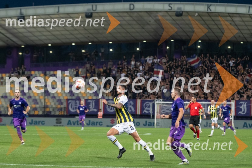  Samet Akaydin, nogometaš, Fenerbahče SK;  Ivan Brnić, nogometaš, NK MariborNogometaši Maribora izgubili tekmo proti Fenerbahčeju