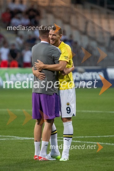  ... ;  Edin Džeko, nogometaš, Fenerbahče SKNogometaši Maribora izgubili tekmo proti Fenerbahčeju