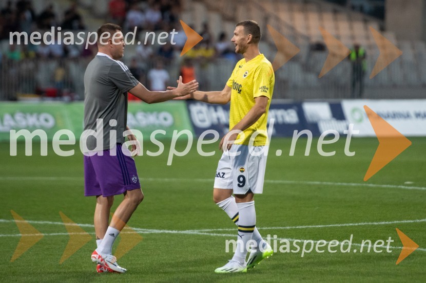  ... ;  Edin Džeko, nogometaš, Fenerbahče SKNogometaši Maribora izgubili tekmo proti Fenerbahčeju