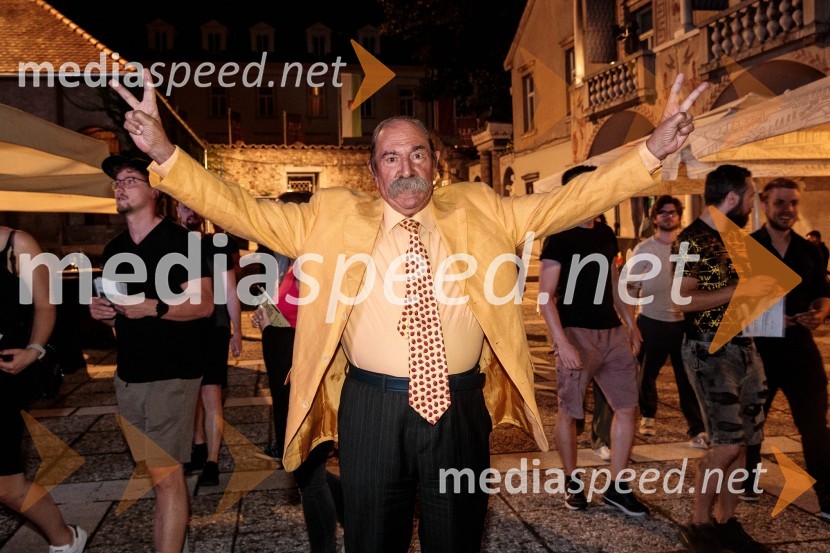  Marijan Zlobec, novinar, kritikKoncert filmske glasbe Gospodarja prstanov in Hobita, 71. Ljubljana Festival