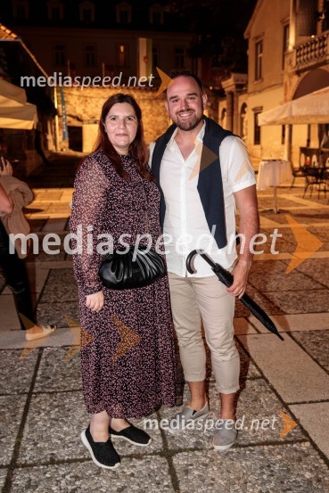  Teja Pelko, novinarka, Svet24;  Žiga Lakner, pevecKoncert filmske glasbe Gospodarja prstanov in Hobita, 71. Ljubljana Festival