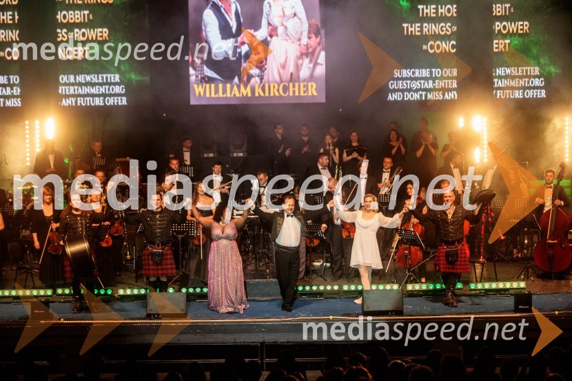  Wim Dobbrisch, The Kingspiper;  Solani Manyike, pevka;  Sergej Černijak, dirigent;  Johanna  Krumin, pevka;  ... Koncert filmske glasbe Gospodarja prstanov in Hobita, 71. Ljubljana Festival