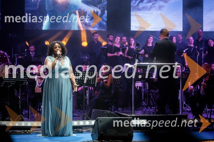  Solani Manyike, pevkaKoncert filmske glasbe Gospodarja prstanov in Hobita, 71. Ljubljana Festival