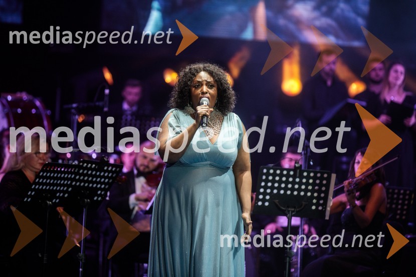  Solani Manyike, pevkaKoncert filmske glasbe Gospodarja prstanov in Hobita, 71. Ljubljana Festival