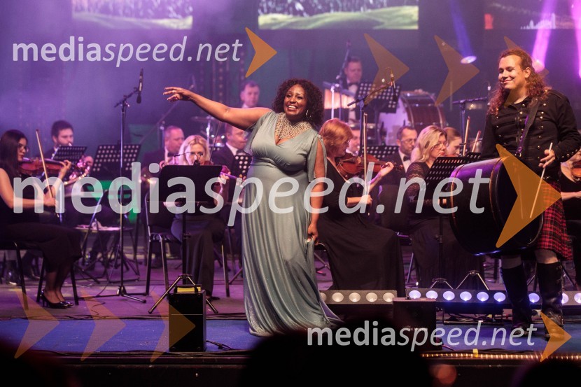  Solani Manyike, pevka;  William Syd, The KingsPipersKoncert filmske glasbe Gospodarja prstanov in Hobita, 71. Ljubljana Festival