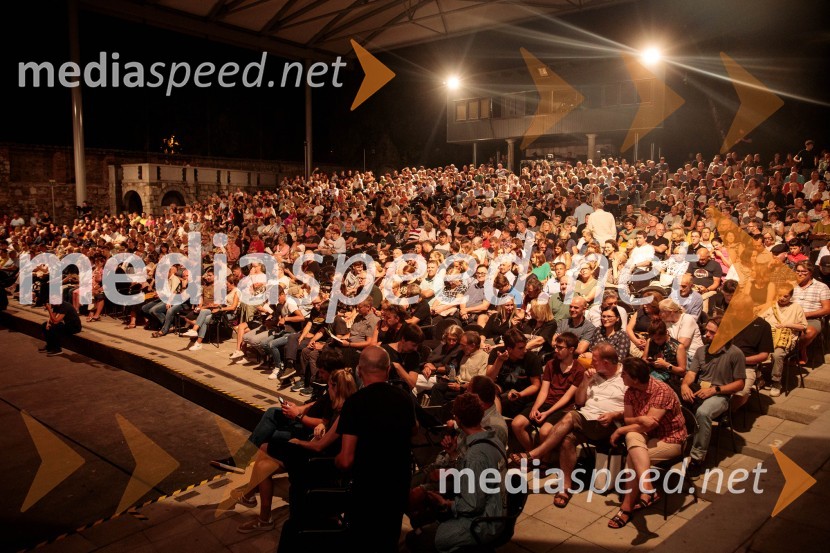 Pink Floyd z znamenito rock opero The Wall na 71. Ljubljana Festivalu