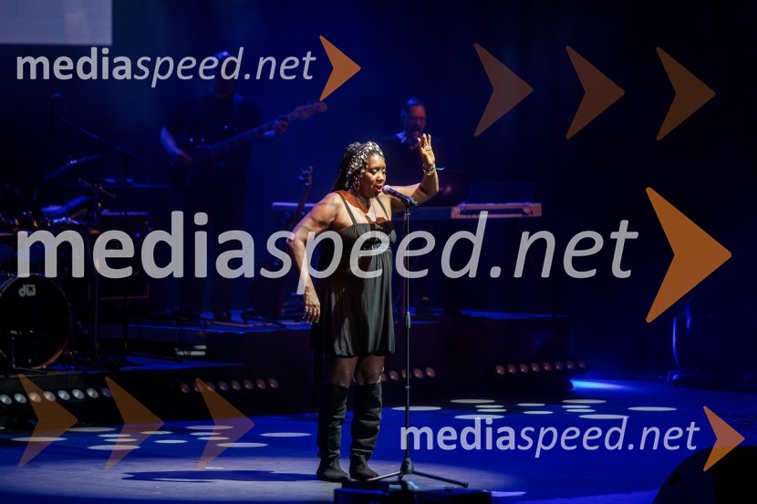  Durga McBroom, pevkaPink Floyd z znamenito rock opero The Wall na 71. Ljubljana Festivalu