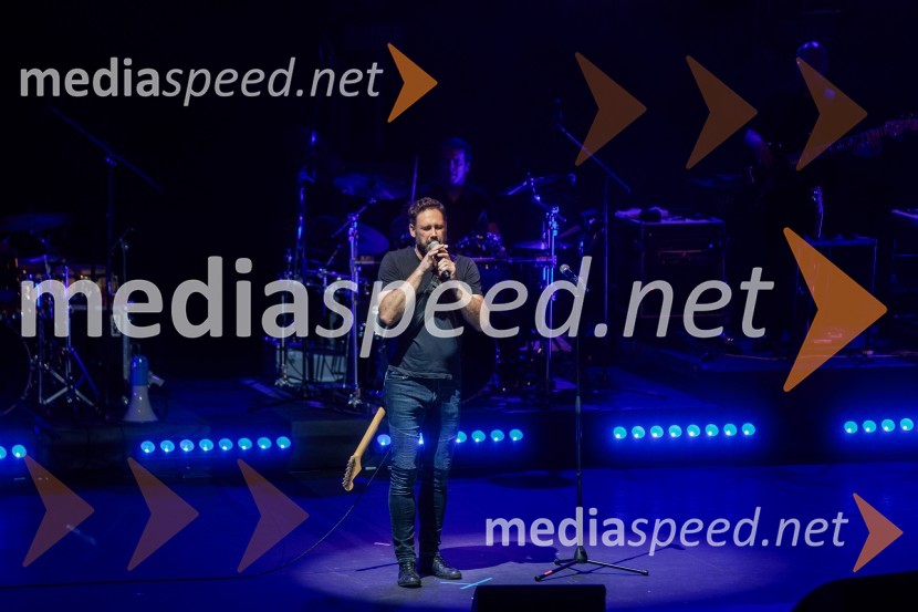  Michael Stockschläge, MeddlePink Floyd z znamenito rock opero The Wall na 71. Ljubljana Festivalu