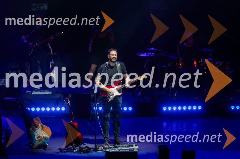  Michael Stockschläge, MeddlePink Floyd z znamenito rock opero The Wall na 71. Ljubljana Festivalu