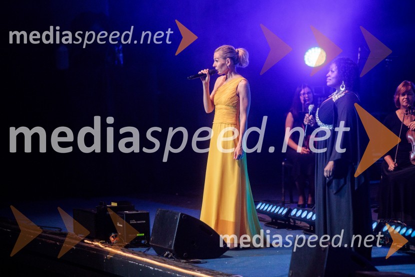  Johanna  Krumin, pevkaFilmska glasba oskarjevca Hansa Zimmerja, 71. Ljubljana Festival