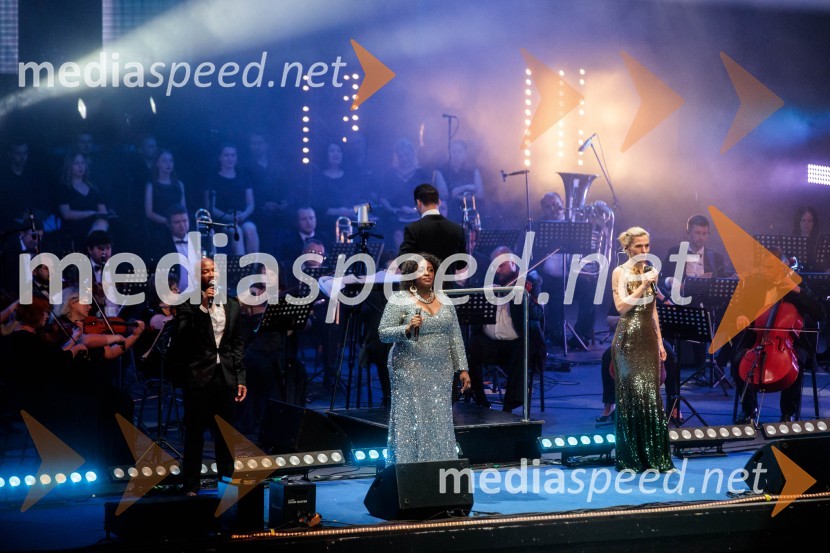  ... ;  Solani Manyike, pevka;  Johanna  Krumin, pevkaFilmska glasba oskarjevca Hansa Zimmerja, 71. Ljubljana Festival