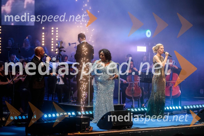  ... ;  Solani Manyike, pevka;  Johanna  Krumin, pevkaFilmska glasba oskarjevca Hansa Zimmerja, 71. Ljubljana Festival