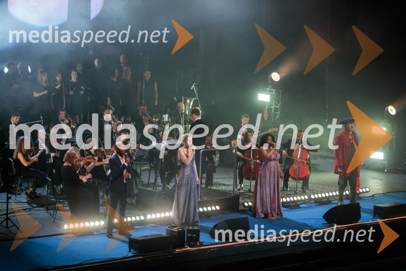  ... ;  Johanna  Krumin, pevka;  Solani Manyike, pevka;  Jonathan Linsley, igralecFilmska glasba oskarjevca Hansa Zimmerja, 71. Ljubljana Festival