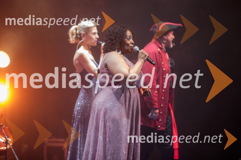  Solani Manyike, pevkaFilmska glasba oskarjevca Hansa Zimmerja, 71. Ljubljana Festival