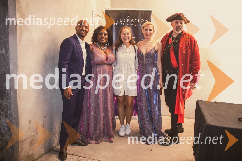  ... ;  Solani Manyike, pevka;  ... ;  Johanna  Krumin, pevka;  Jonathan Linsley, igralecFilmska glasba oskarjevca Hansa Zimmerja, 71. Ljubljana Festival