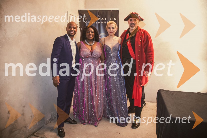  ... ;  Solani Manyike, pevka;  Johanna  Krumin, pevka;  Jonathan Linsley, igralecFilmska glasba oskarjevca Hansa Zimmerja, 71. Ljubljana Festival