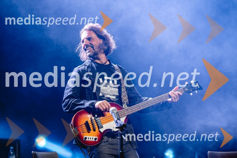  Uroš Škerl Kramberger - Hipi, glasbenik, Hamo & Tribute 2 LoveDobrodelni koncert skupine Hamo & Tribute 2 Love v Minoritih