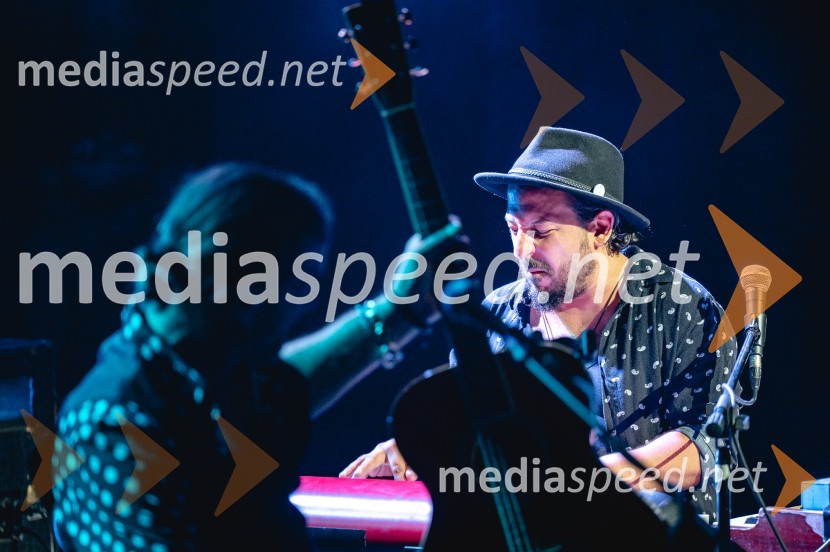  Denis Horvat - Duki, glasbenik, Hamo & Tribute 2 LoveDobrodelni koncert skupine Hamo & Tribute 2 Love v Minoritih