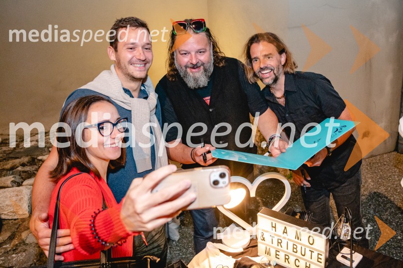  ... ;  ... ;  Martin Janežič - Buco, glasbenik, Hamo & Tribute 2 Love;  Uroš Škerl Kramberger - Hipi, glasbenik, Hamo & Tribute 2 LoveDobrodelni koncert skupine Hamo & Tribute 2 Love v Minoritih