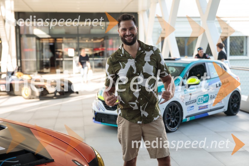  Uroš Bitenc, moderator, vplivnežGran Turismo, premiera v Cineplexx Ljubljana