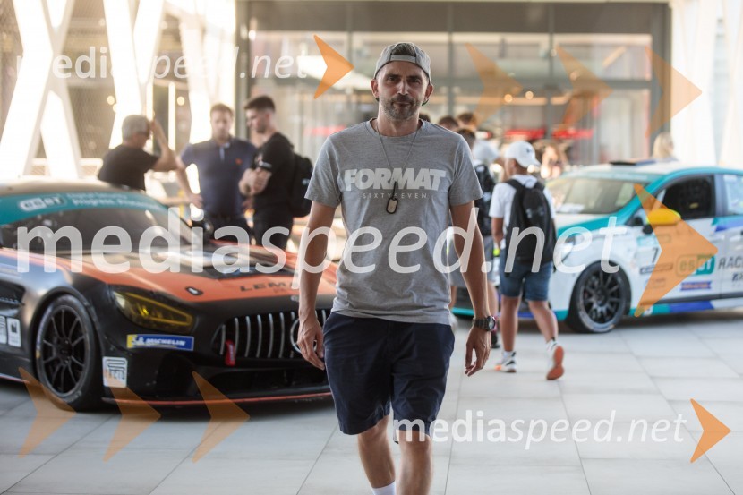  Drey Nitrous, mojster driftanjaGran Turismo, premiera v Cineplexx Ljubljana