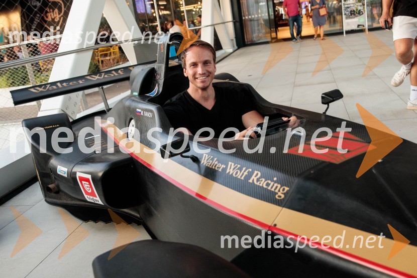  Andrei Lenart, igralecGran Turismo, premiera v Cineplexx Ljubljana