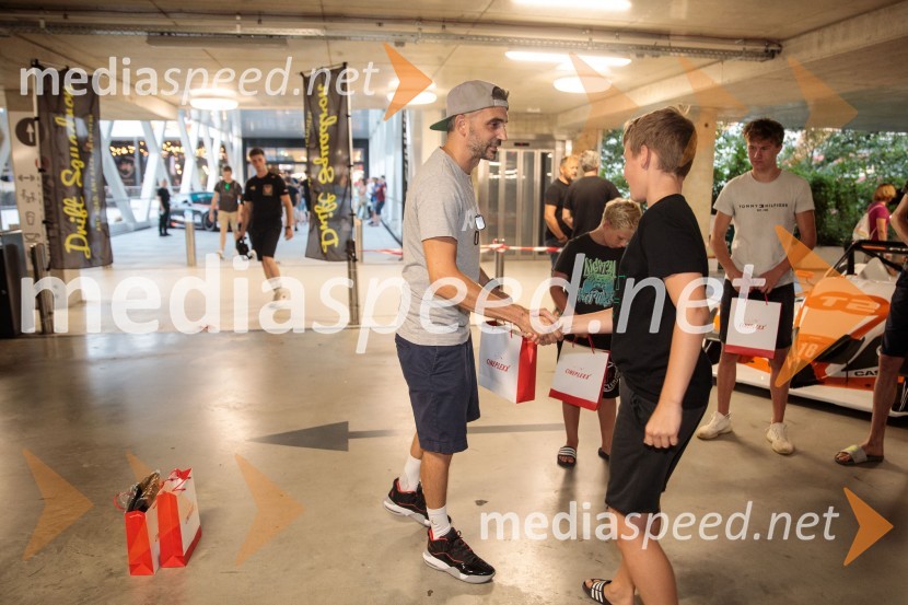  Drey Nitrous, mojster driftanja;  ... Gran Turismo, premiera v Cineplexx Ljubljana