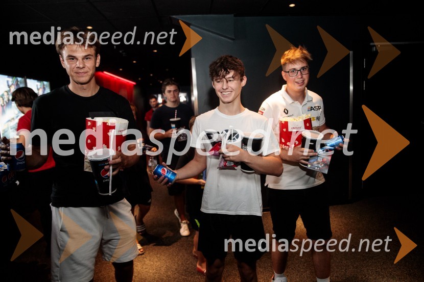  ... ;  Taj Kovačič;  Nik ŠtefančičGran Turismo, premiera v Cineplexx Ljubljana