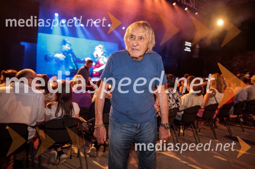  Tone Fornezzi - Tof, novinarSodobni pop-rock muzikal Povodni mož ponovno na Ljubljana Festivalu