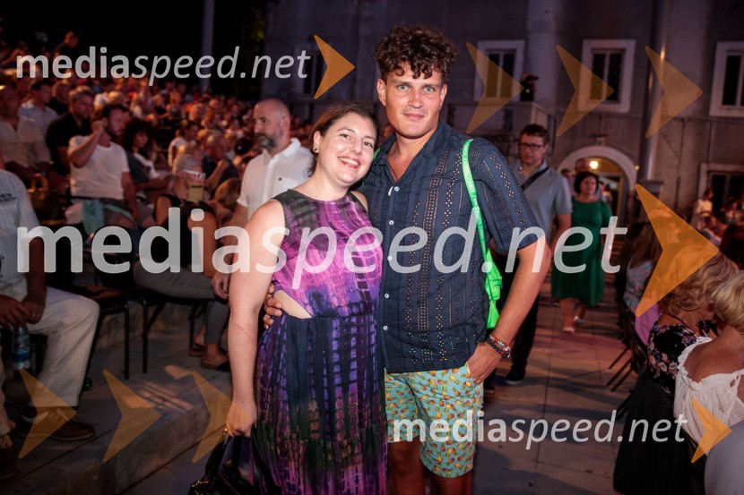  ... ;  Gašper OblakSodobni pop-rock muzikal Povodni mož ponovno na Ljubljana Festivalu