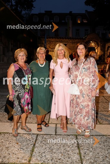  ... ;  Irena  Butoln, germanistka;  Darja Kuhar Kotnik, soustanoviteljica in podpredsednica Društva za zdravje naroda;  Teja Pelko, novinarka, Svet24Ute Lemper in Slovenski mladinski orkester, 71. Ljubljana Festival