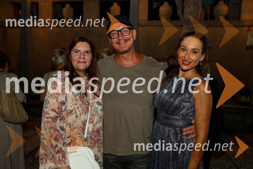  Teja Pelko, novinarka, Svet24;  Uroš Smolej, igralec;  Gaja Višnar, igralkaUte Lemper in Slovenski mladinski orkester, 71. Ljubljana Festival