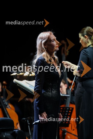 Ute Lemper, pevkaUte Lemper in Slovenski mladinski orkester, 71. Ljubljana Festival