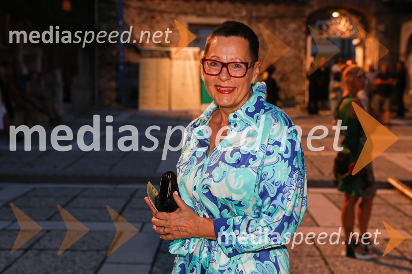  Breda  Brezovar Goljar, podpredsednica Društva onkoloških bolnikov SlovenijeBossa de Novo & Cesar Camargo Mariano na 71. Ljubljana Festivalu