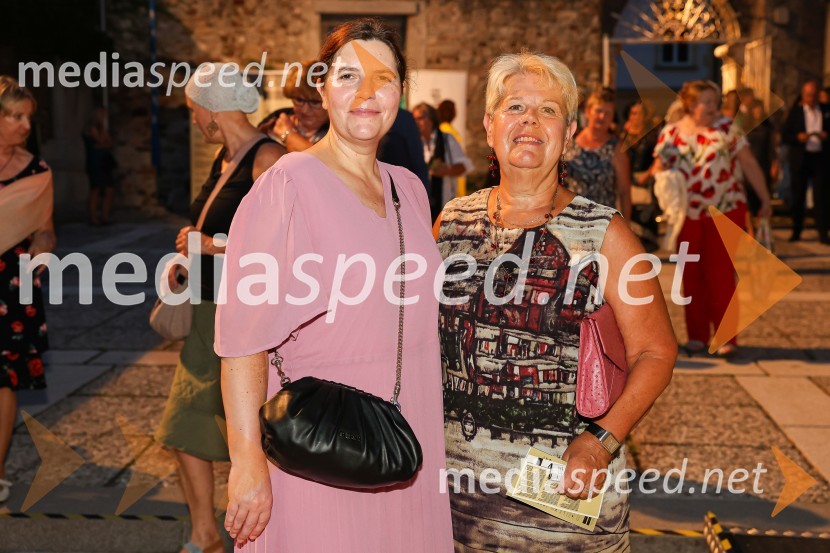  Teja Pelko, novinarka, Svet24;  Irena  Butoln, germanistkaBossa de Novo & Cesar Camargo Mariano na 71. Ljubljana Festivalu
