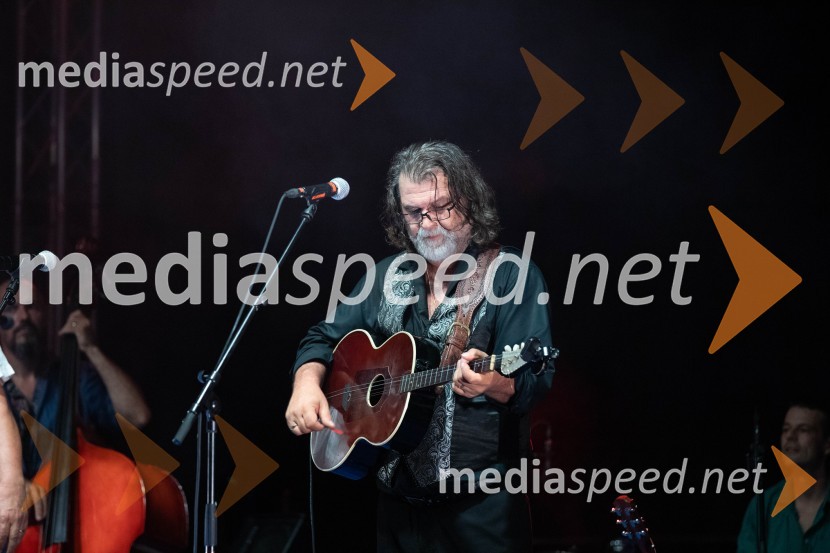  Igor Misdaris, glasbenik, skupina Šukar35. Mednarodni festival Noči v stari Ljubljani