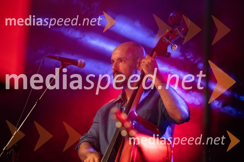  Štefan Švagelj, glasbenik, skupina Šukar35. Mednarodni festival Noči v stari Ljubljani