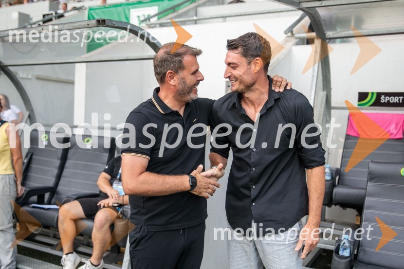  João Henriques, selektor nogometne ekipe, NK Olimpija;  Albert Riera, trener NK CeljeNogometna tekma 6. kola Prve Lige Telemach med NK Olimpija Ljubljana in NK Celje